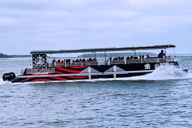 2 Hours Dolphin Eco Tour - Stop 1 at the Waving Girl Statue: A Savannah-to-Water Transition