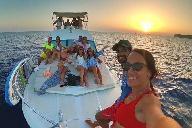 3-Hour Dolphin watching at sunset with aperitif - Lungomare Luigi Rizzo at 5:30 pm: getting on board smoothly