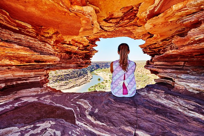 4-Day Monkey Mia Dolphins Pink Lake Pinnacles Comfort-Level Tour - Day 1: Pink Lake Hutt Lagoon and Kalbarri National Park’s Natural Bridge