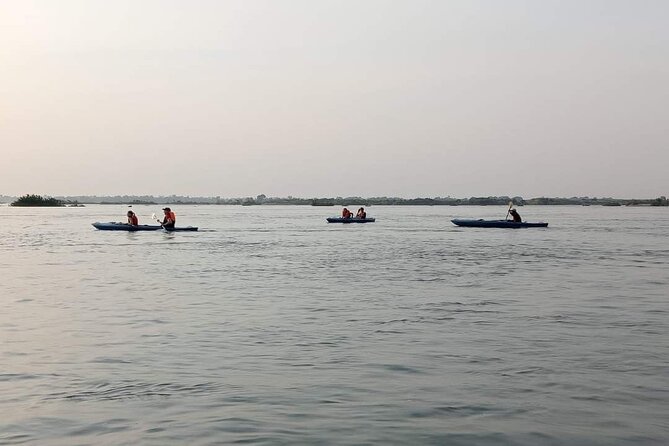 4 hours taking tuk tuk to see Mekong dolphins and countryside - What to bring for Kratie dolphin day comfort