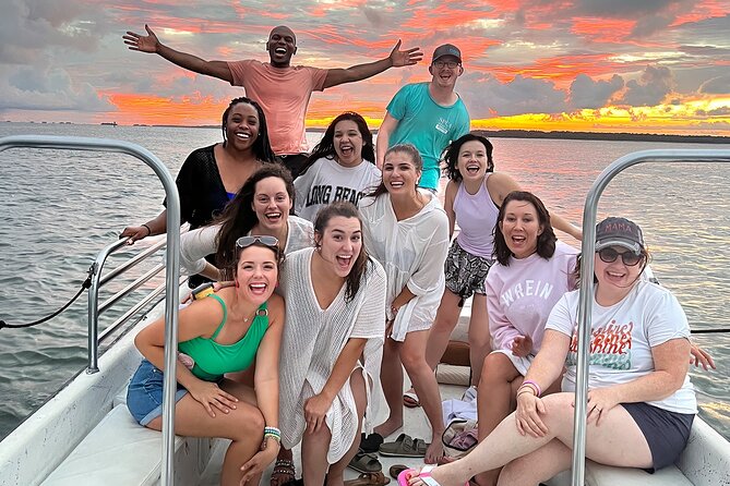 90 minute Hilton Head Sunset Dolphin Cruise - Onboard Comfort: Clean Boat, Seats, Water, and a Real Bar