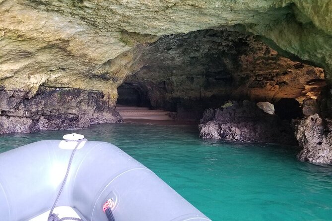 Albufeira: Dolphins and Caves Tour - The Boat Ride Experience: Thrills, Turns, and Getting Sprayed