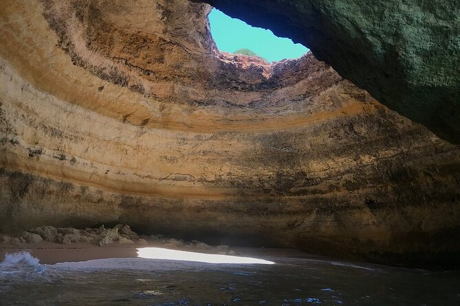 Albufeira: Dolphins and Caves Tour - Comfort, Clothing, and Who This Tour Fits Best