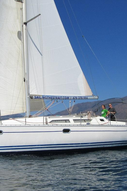 Always private 4 hour - Sail- dolphin Yacht Charter-paddle - Swimming, Snorkelling, and the Easy Sea-Life Moment