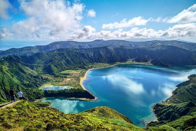 Among Whales Dolphins and Volcanoes Full Day Tour With Lunch - The road stops that round out the day: Santa Bárbara and volcanic sand