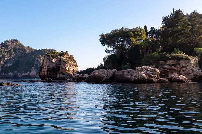Aperitif in Luxury Private Tour - The complimentary savory aperitif: included and straightforward