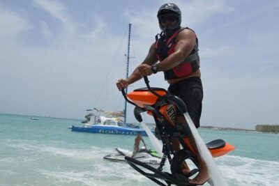 Aruba Flyboarding & Jetovator Experience: Fly Like a Bird & Dive Like a Dolphin - From quick lesson to flying: what your 30 minutes actually feels like