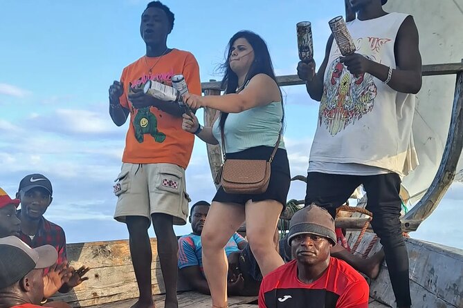 Baraka Aquarium and Dolphin Sightseeing with Sunset Cruise - Nungwi sunset cruise on a dhow: fruit drink, sea views, and a slow finish