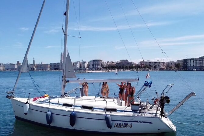 Bari sailing cruise in search of dolphins - The San Nicola stop: Romanesque white-stone views you can actually enjoy
