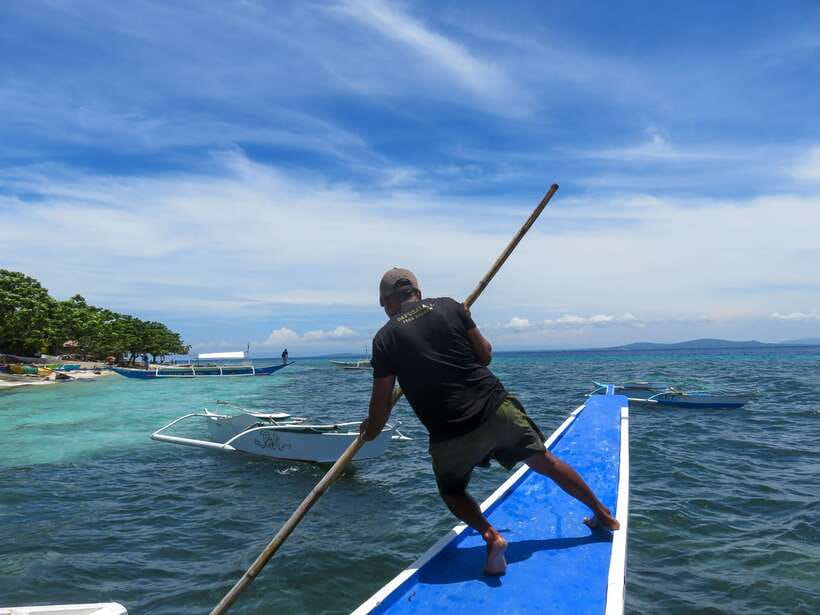 Bohol: Pamilacan Island Dolphin/Turtle Watching Tour & Lunch - The 6:30am start from Abraham Bohol actually helps