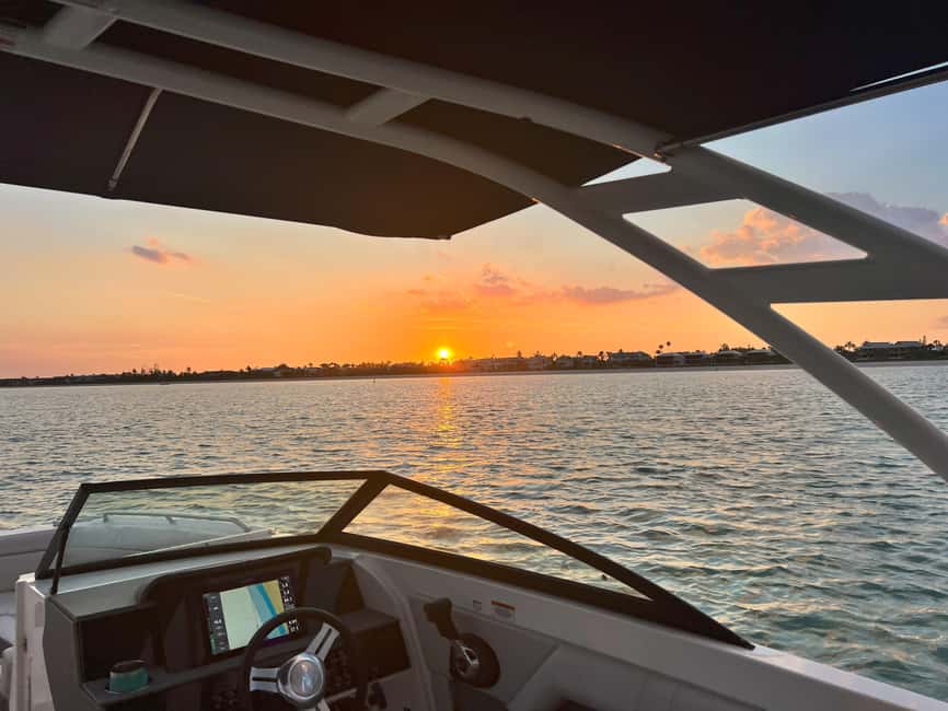 Cape Coral: Private Dolphin and Sunset Cruise - Who this private dolphin and sunset cruise is best for