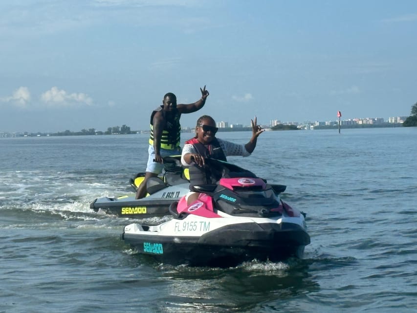 Clearwater: Dolphin Jet Ski Tour - 1 SKI FOR UP TO 3 PEOPLE - What to bring for a smooth ride