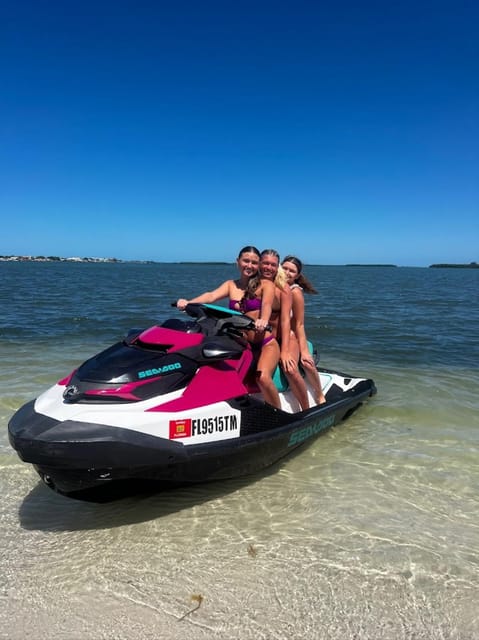 Clearwater: Dolphin Jet Ski Tour - 1 SKI FOR UP TO 3 PEOPLE - Photo moments that make sense (not just random snapshots)