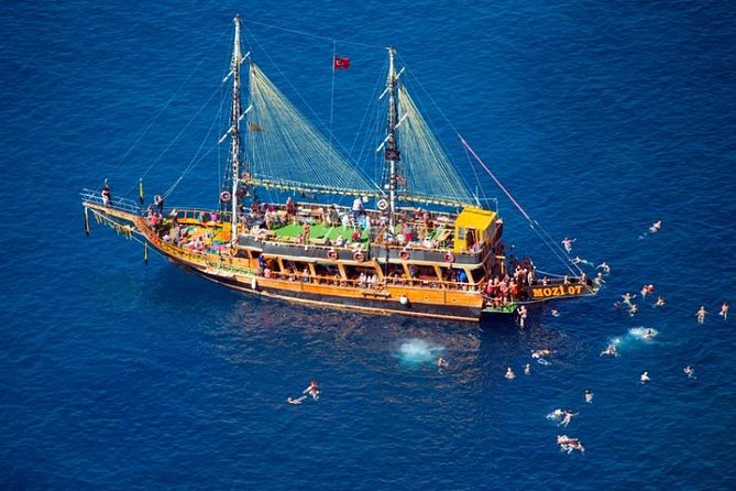 Dolphin Island Boat Trip – Swim, Sun & Lunch Included - Foam party and music volume: fun for many, too much for some