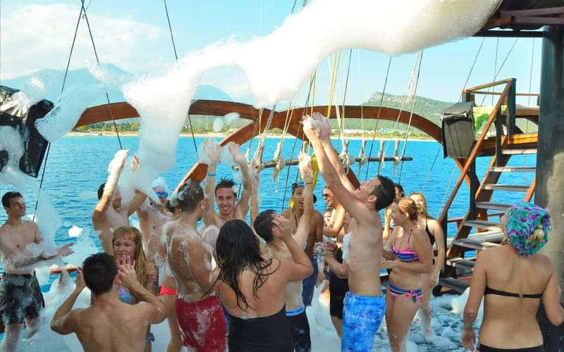 Dolphin Island Boat Trip with Swimming & Lunch - Key things to know before you go