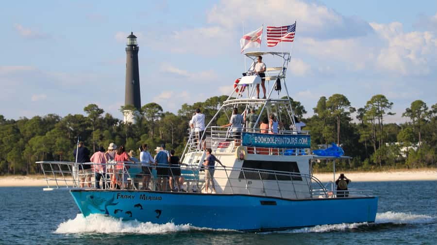 Dolphin & Scenic Bay Sightseeing Cruise Up to 49, Pensacola - Entering The Frisky Mermaid: Meeting Point and Parking Reality