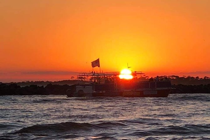 Dolphin & Sunset Cruises in Destin FL aboard the Hydrojet - Riding the Hydrojet: What the fast, spray-prone ride feels like