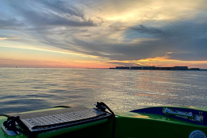 Dolphin & Sunset Cruises in Destin FL aboard the Hydrojet - Sunset views in real conditions: what if it’s cloudy or rainy?