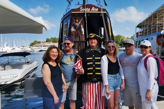 Dolphin Watching Boat Trip around Vrsar - Timing and Group Size: A Comfortable Evening Plan