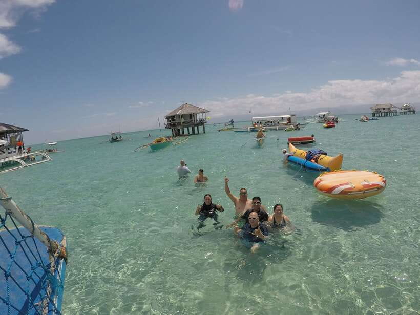 Dumaguete: Dolphin Watching & Manjuyod Sandbar Private Tour - Wild Dolphins and Manjuyod Sandbar: What This Day Is Really Like