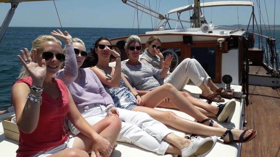 Estepona: Dolphin Watching Sailboat Cruise with Drink - Who this cruise is best for (and who should skip it)