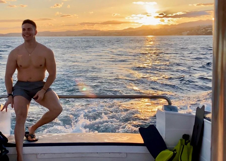 From Benalmádena & Torremolinos: Dolphin Watch Boat Trip - Benalmádena and Torremolinos: why this coast works