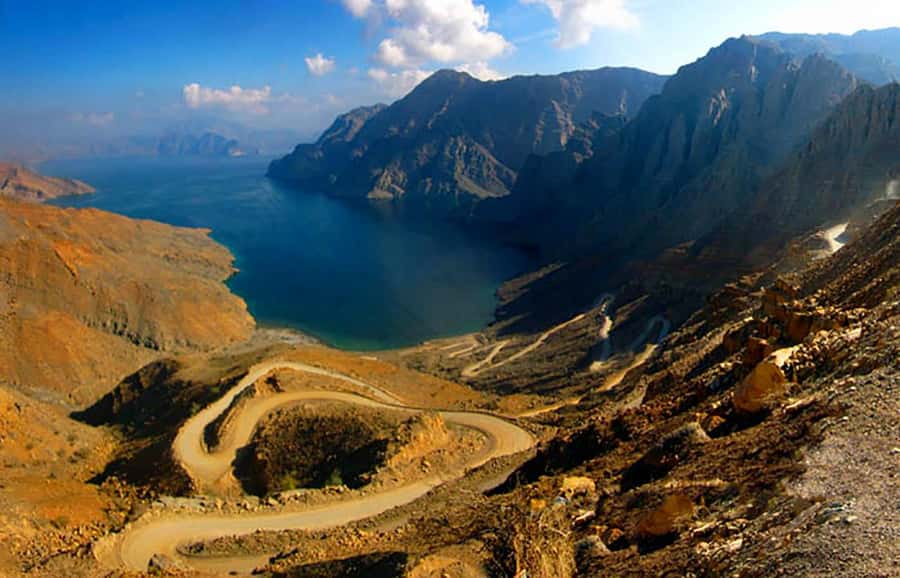 From Ras Al Khaima : Dolphin Watching and Jabal Harim Safari - Who This Musandam Day Trip Is Best For