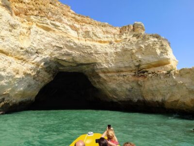 From Vilamoura: 2.5-Hour Benagil Cave and Dolphins Boat Tour - Where you meet at Vilamoura Marina (and what to expect at the dock)