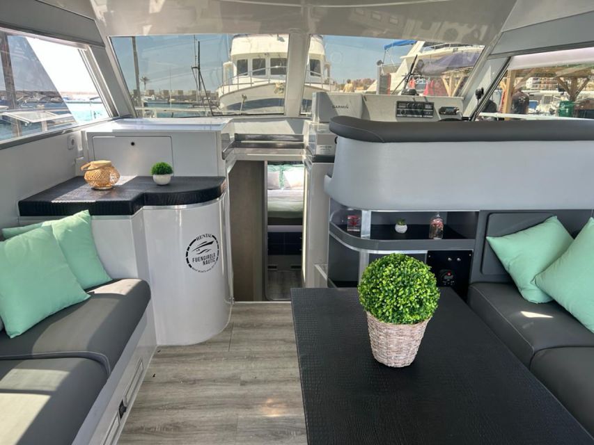 Fuengirola: Dolphin Spotting Tour - Setting Sail from Puerto Deportivo de Fuengirola