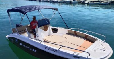 Fuengirola: Dolphin Watching Tour with Snacks and Drinks - The $41 value: what the 2 hours actually includes