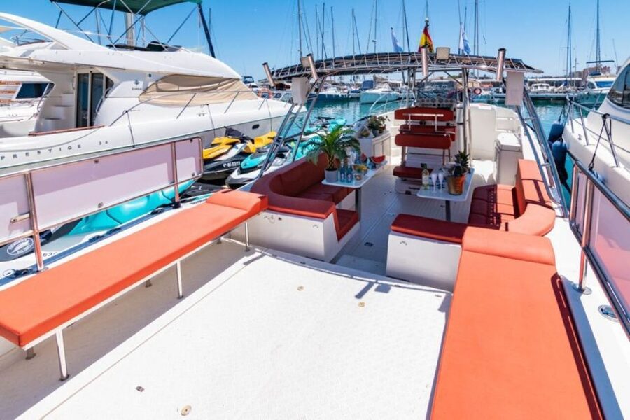 Fuengirola: Fantastic Dolphin Watching Yacht Tour with Drink - Price and value: is $41 a fair deal for dolphin watching?