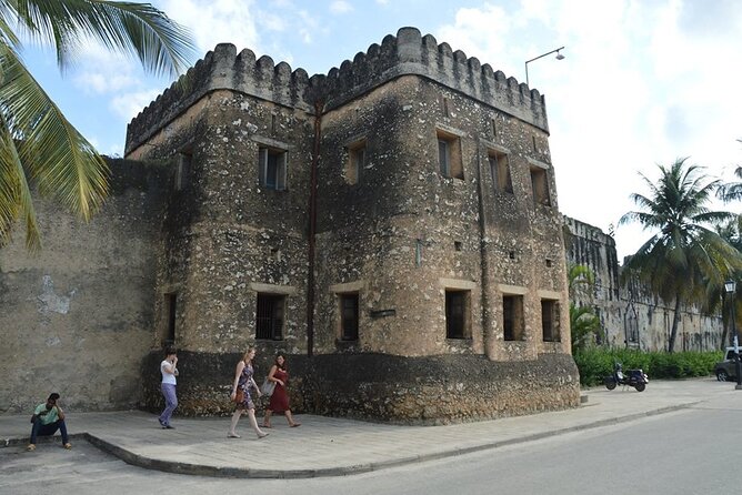 Full-Day Guided private Dolphins tour+ Monkeys + Stone town &spice Farm Zanzibar - Stone Town after the heat: Markets, House of Wonders, and a quick shopping window