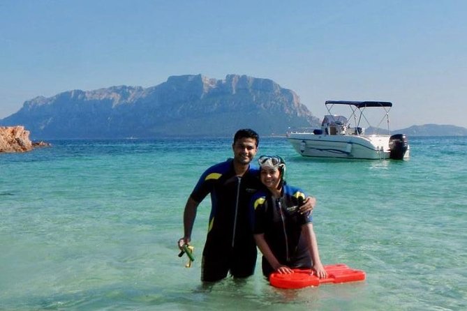 Golfo di Olbia and Dolphins Island Private Boat Tour - Snacks and drinks: the onboard part is genuinely part of the day