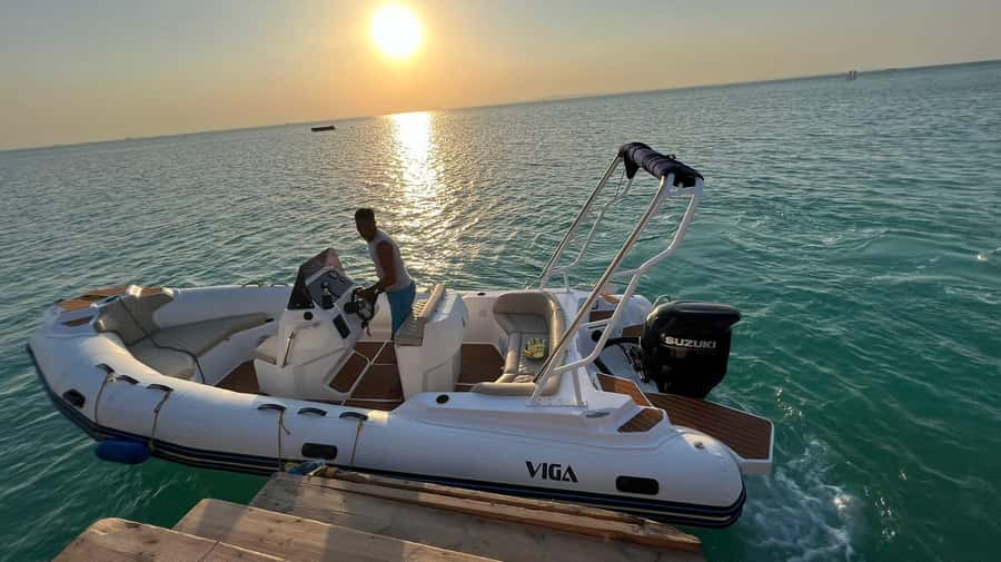 Hurghada: 6 Islands Tour with Dolphin Watching & Snorkelling - Dolphins on the Cruise: Your Best Odds, and What Can Get in the Way