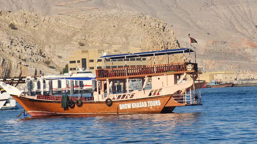 Khasab: Half-Day Dhow Cruise, Dolphin Watching, & Snorkeling - Key Points If You Only Read This Part