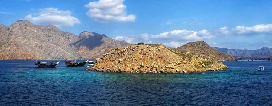 Khasab Musandam |Telegraph Island |Dhow Cruise | Dolphins - Musandam on a Dhow: What This Trip Gets Right