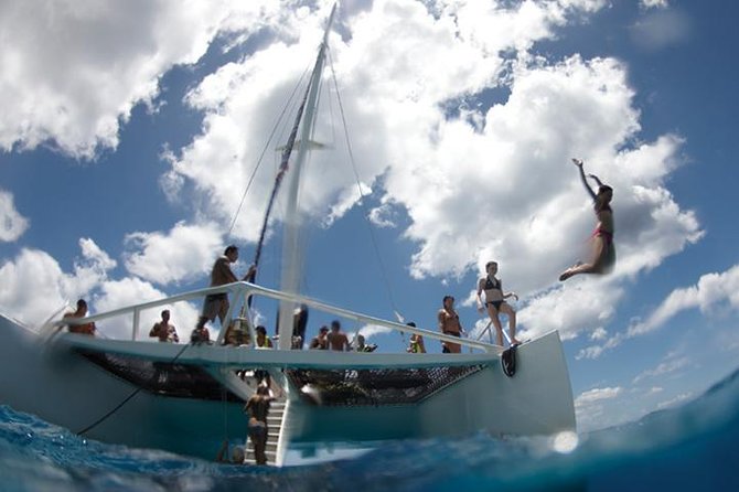 Kona Luxury Catamaran Yacht Snorkel & Sail - Snorkeling gear that helps: vests, prescription masks, and sanitized setup
