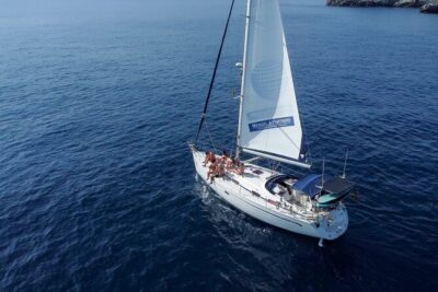La Herradura: Sailboat with a view of dolphins-Shared - The Route Out of La Herradura and the Maro-Cerro Gordo Coast