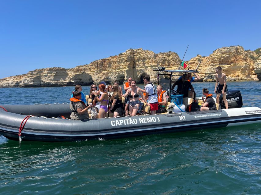 Lagoa: Dolphins Expedition with biologist guide on board - The 2.5 hours on the water: how the search works
