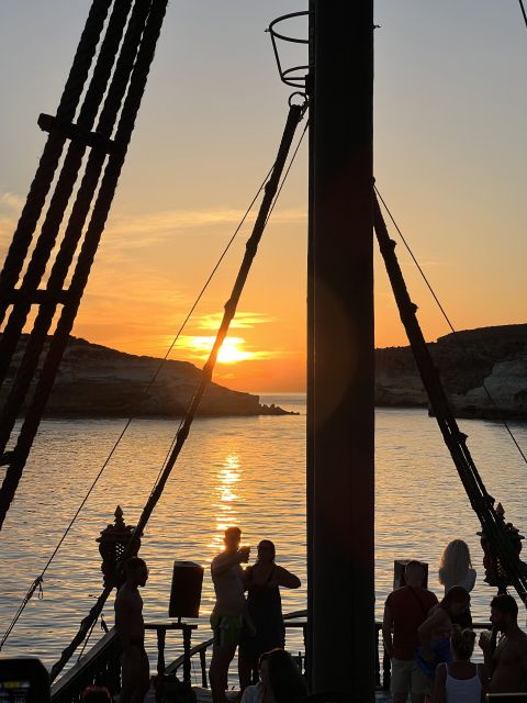 Lampedusa: Sunset Dolphin Sighting on a Pirate Ship - Apericena on a pirate ship: food, drinks, and how it feels