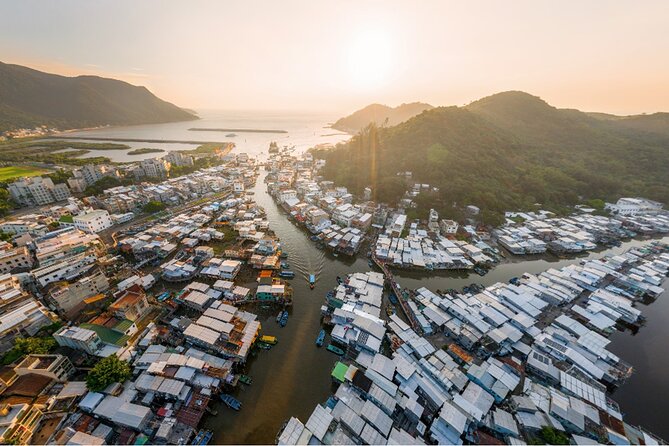 Lantau Group Tour: Dolphin Watching, Fishing Village & Cable Car - Tips to avoid common headaches (cable car rules included)