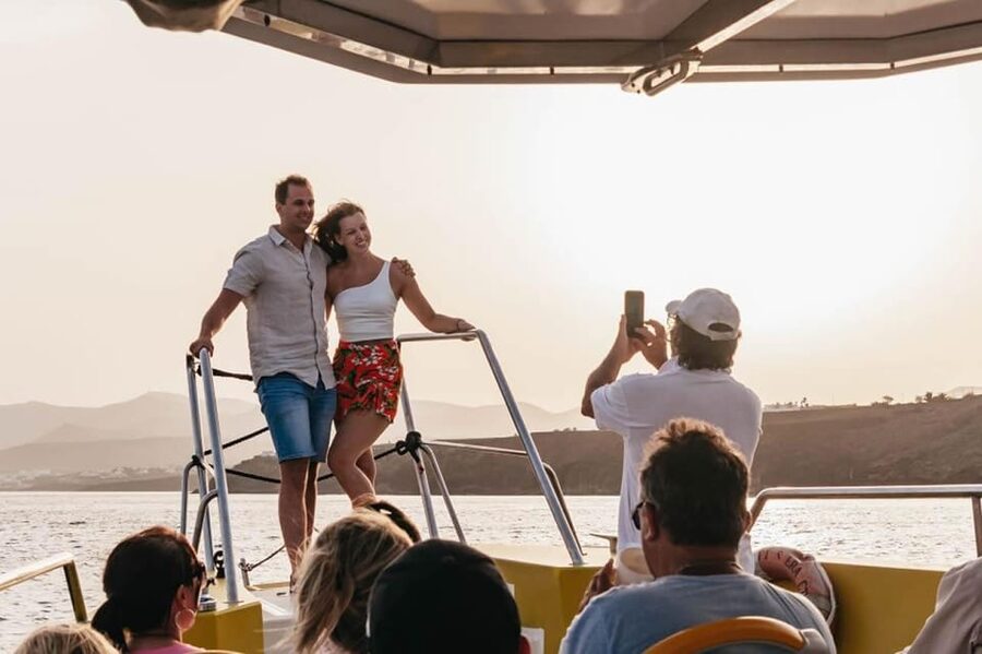 Lanzarote: 2.5-Hour Sunset and Dolphins Cruise - Sunset from the water: why the timing works (and what you’ll feel)