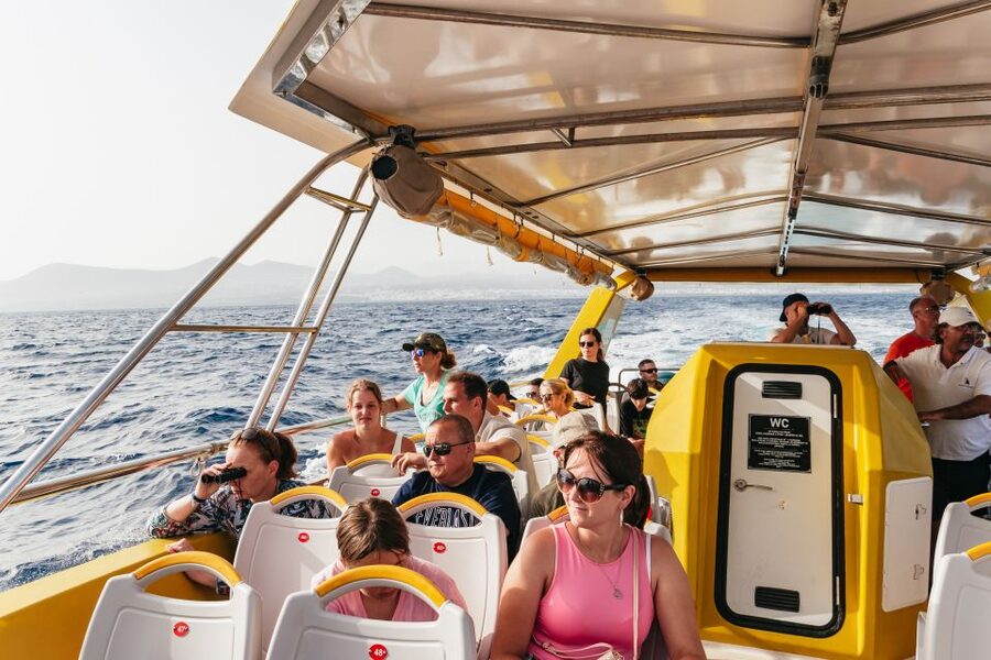 Lanzarote: 2.5-Hour Sunset and Dolphins Cruise - What to bring for a windy Atlantic evening