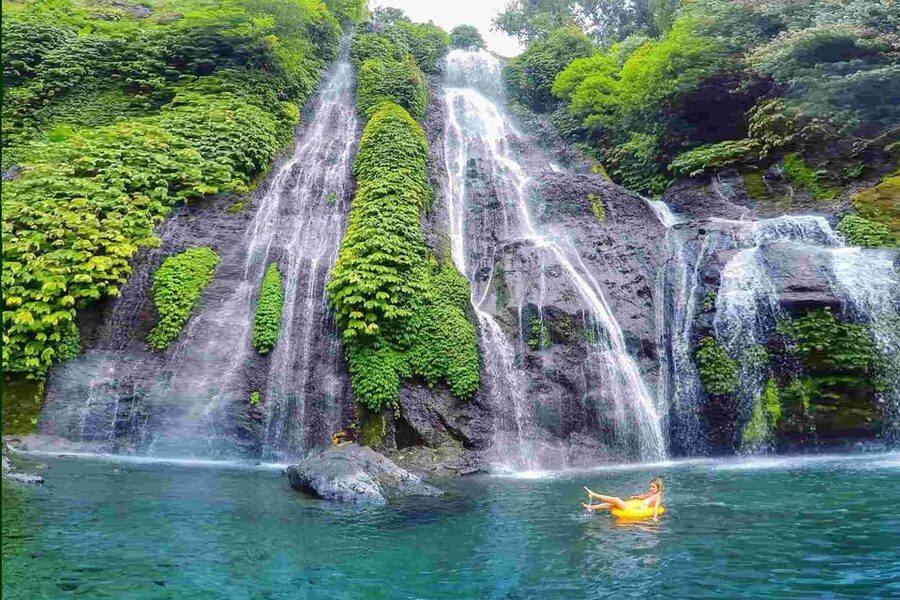 lovina bali: Dolphin watching, waterfall and local lunch - How Long Is This Day Really, And Where The Time Goes