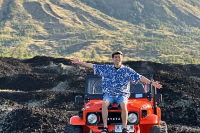Lovina Dolphin watching and swimming with Dolphin - Mt. Batur in the Dark: What the Trek Actually Feels Like