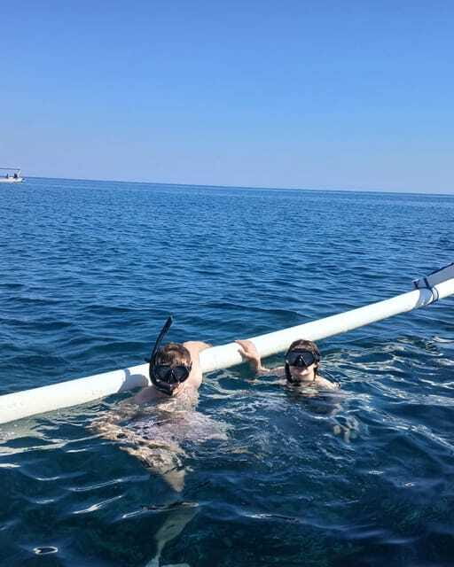 Lovina : SPECIAL FULL TRIP dolphin watch, swim, and snorkel - Snorkeling after dolphins: coral reefs you can actually enjoy