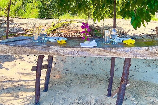 Lydia Boat Mauritius :Private boat tour:Whales&Dolphins encounter - Oyster, Sea Urchin, Seafood BBQ, and Drinks: Eating Like You Mean It