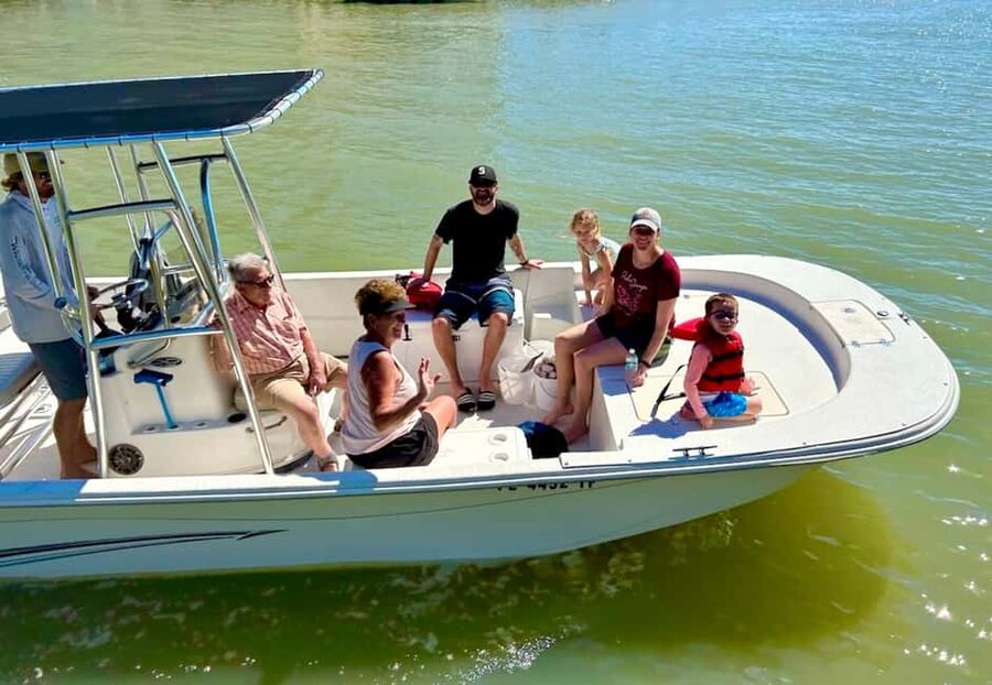 Marco Island: Private Shelling & Dolphin Excursion - Your 150 Minutes: A Clean, Family-Friendly Flow