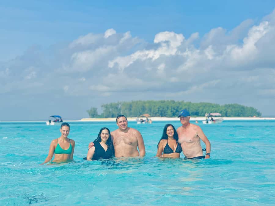 Mnemba dolphin & snorkel: from matemwe, pwani, kwingwa, Uroa - Snorkeling around Mnemba’s reefs: why you’ll see so much in a short time