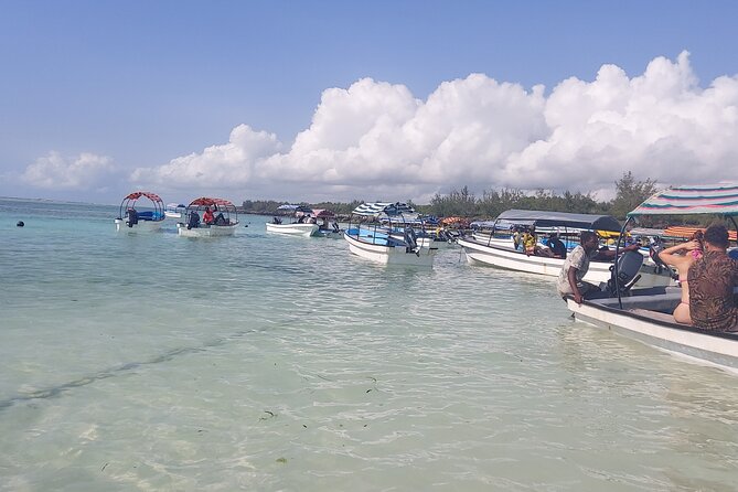 Mnemba Island Snorkeling and Dolphin tour - The 6:00am start and how a 6-hour day usually flows